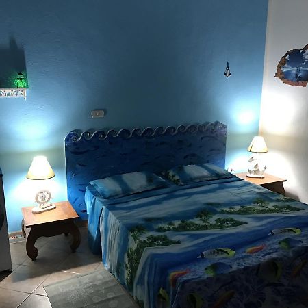 Acquamarina B&B La Maddalena  Екстериор снимка